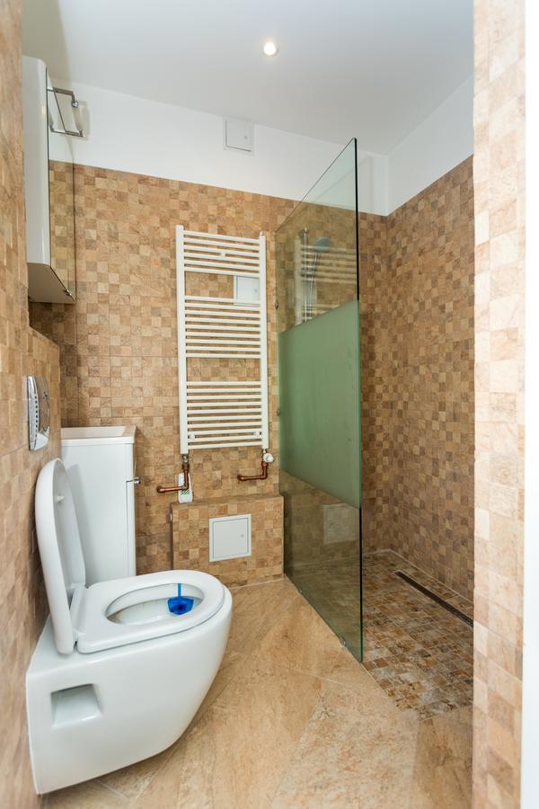 Imperial City Center - 1 Bedroom Apartment Bukares Bagian luar foto
